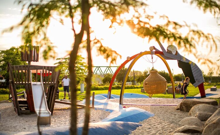 Spielplatz Donauspiel Bildrechte Stadtmarketing Deggendorf E V Copy